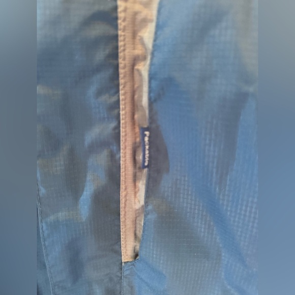 HELLY HANSEN Watertight Technology Jacket Blue/ Gray Size Large Packable - Picture 10 of 15